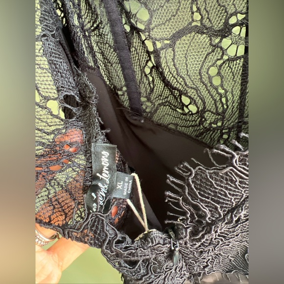 For Love & Lemons Casey Lace Slit Front Maxi Dress - Picture 9 of 10